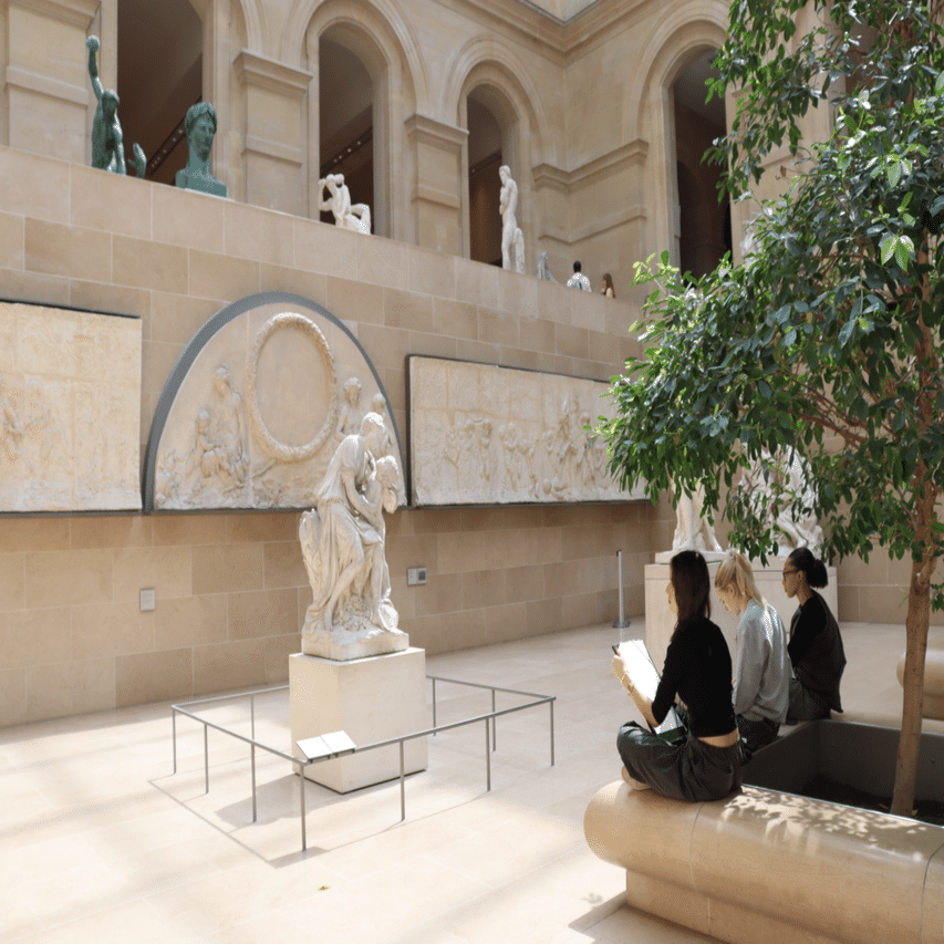 ひとりでパリを旅した話13】疲れきった脳でルーブル美術館について