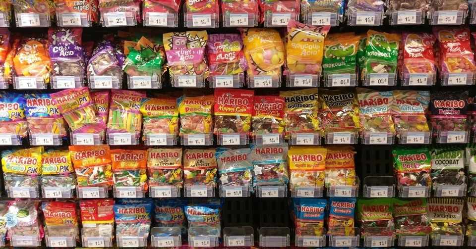 日本じゃ買えない 安くてオススメ フランス土産 お菓子編 紅星ざくろ Note