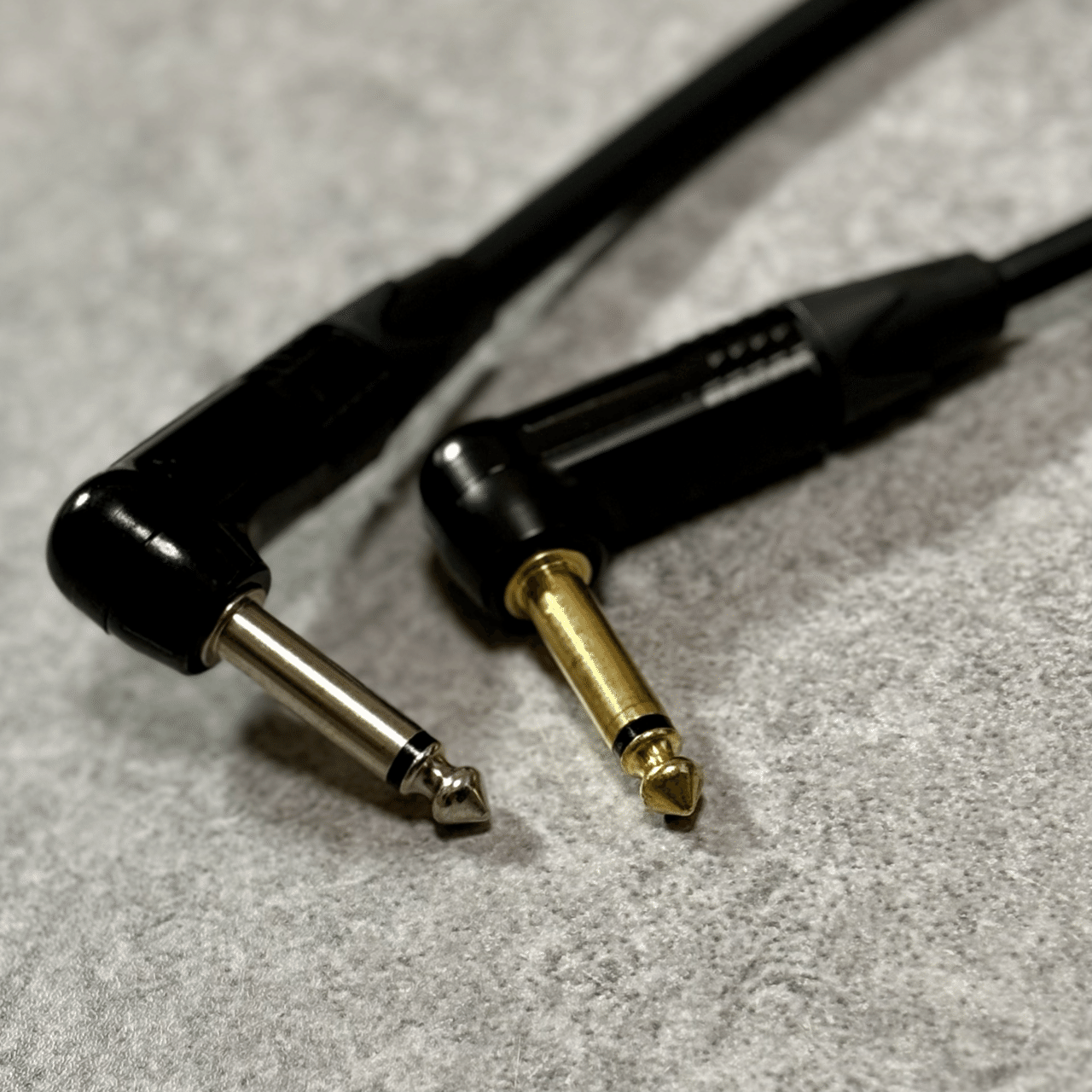 パクリオ確認用。 MOGAMI 3368〜表現力を最大限に引き出すギター・ケーブル | ギター