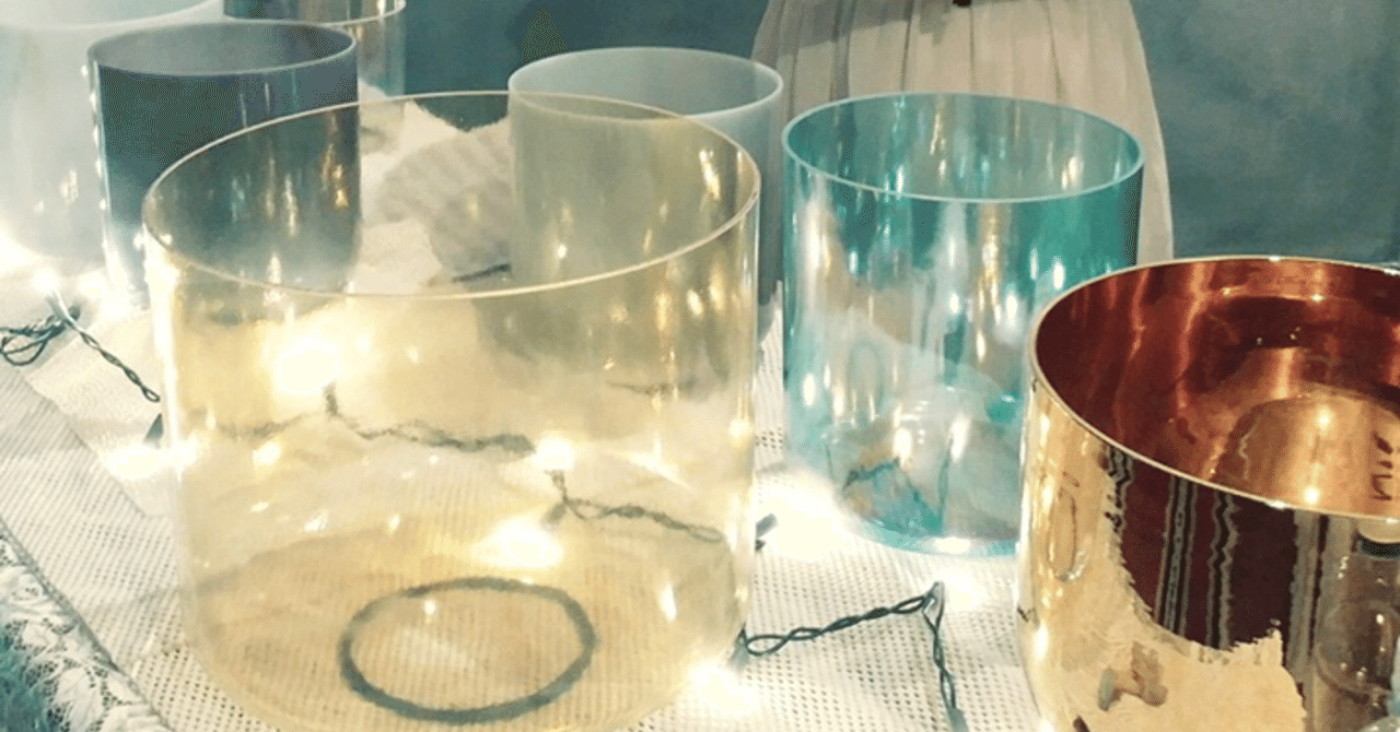 クリスタルボウルと歌と音楽 自己紹介 戸張碧月 Tobari Moon Note