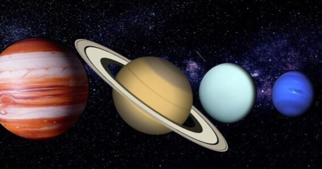 Planet 8 from Outer Space｜Tadas Nakamura 中村匡