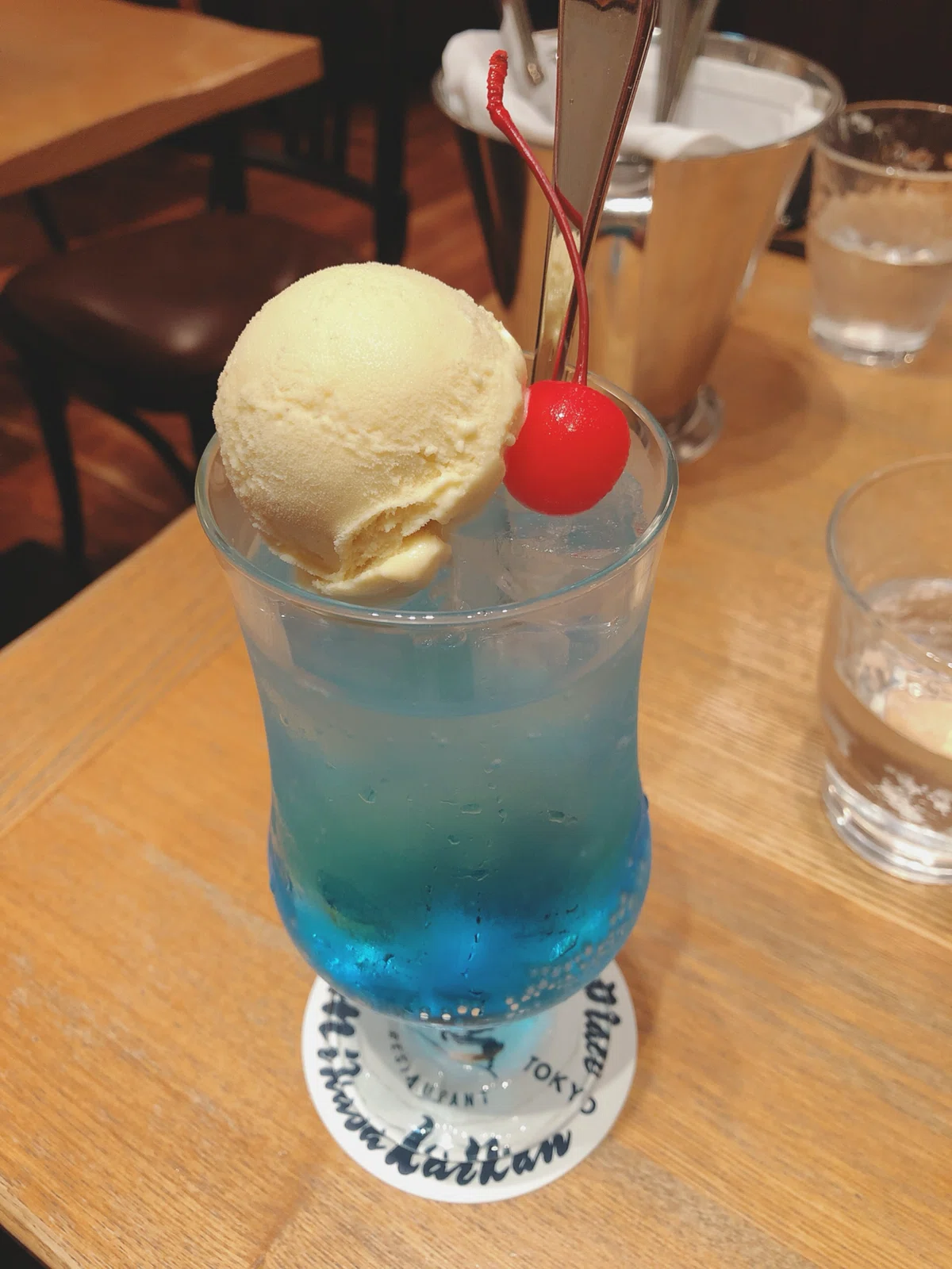 クリームソーダ【東京】｜ざわ(藍沢未羽)