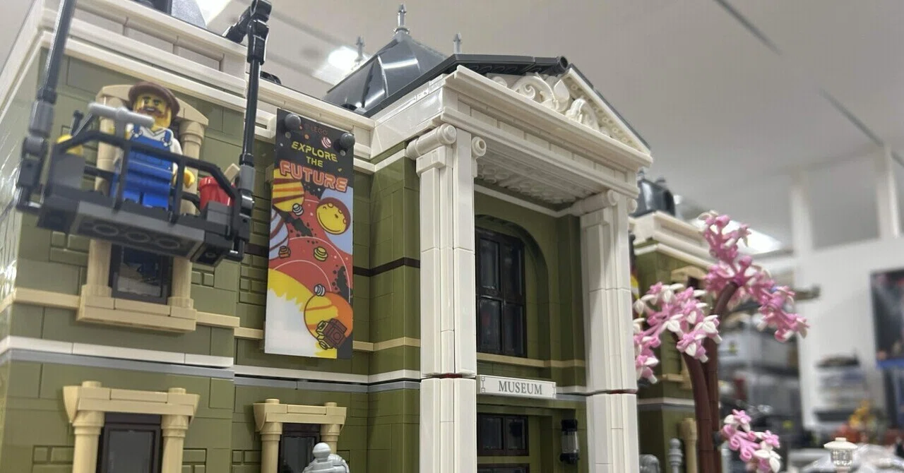 LEGO 10326 自然史博物館｜YOSHINANI, Inc.（よしなに）