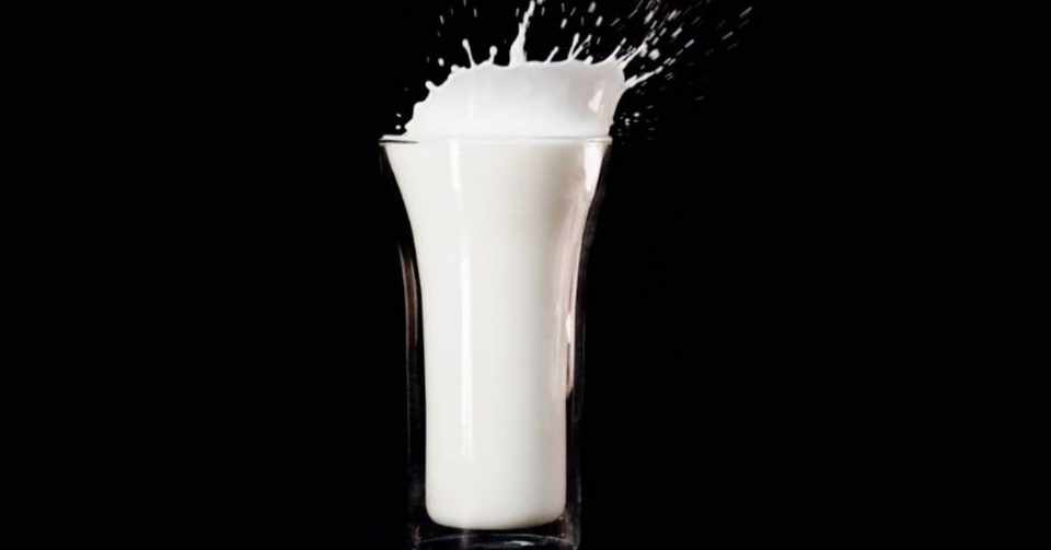 牛乳の黒い話vol 2 給食に牛乳が出る謎 為トーク 東井上誠志 Higashiinoue Seiji Note