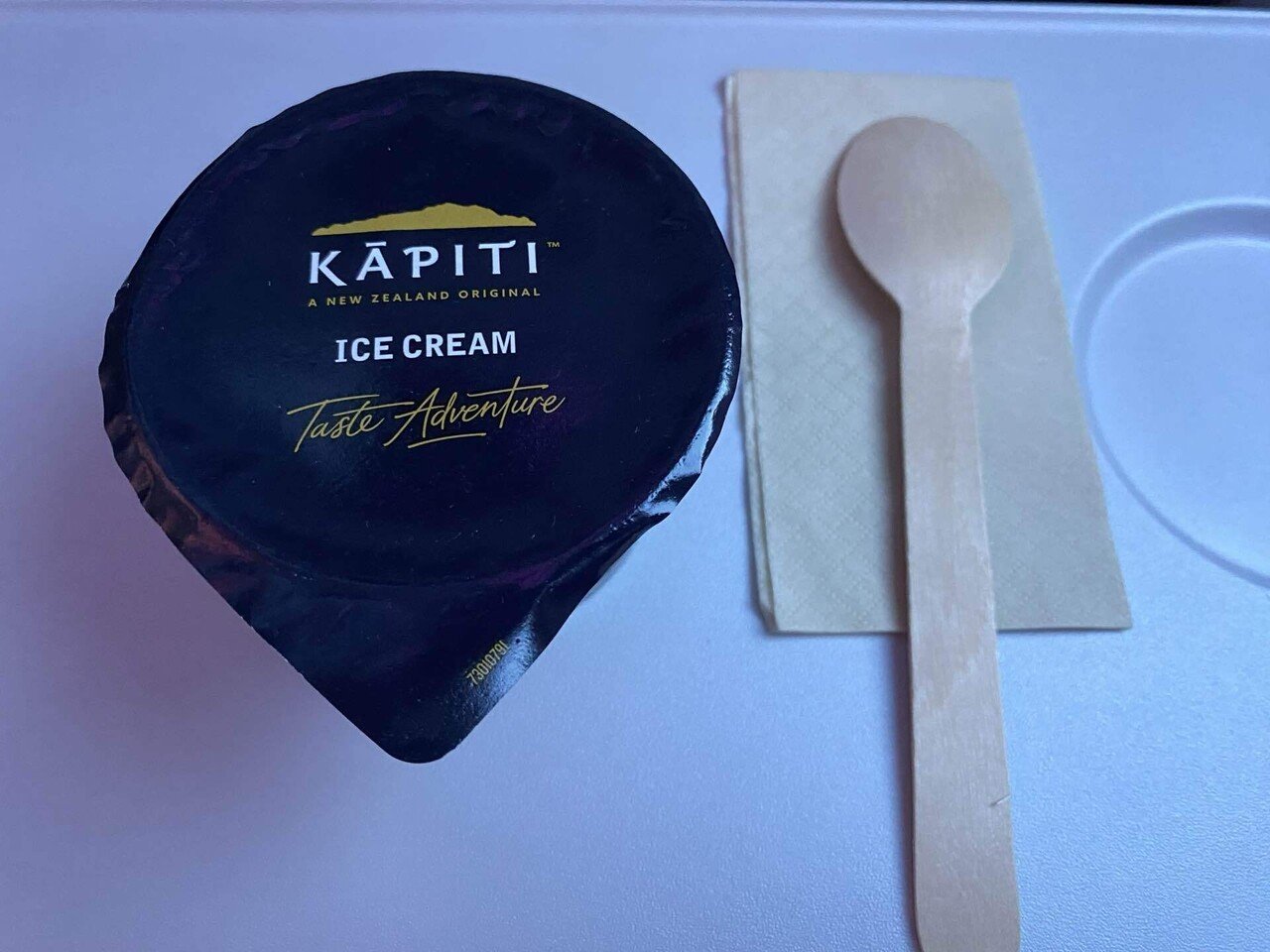 新品未開封高密度で癒される　表参道購入ニュージーランド産(白) 90x60 Cookie Time クッキータイム 20g×16枚セット トリプルチョコレート