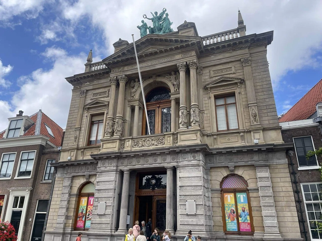 観光】オランダの最も古い博物館で過ごした休日の日の話@Teylers