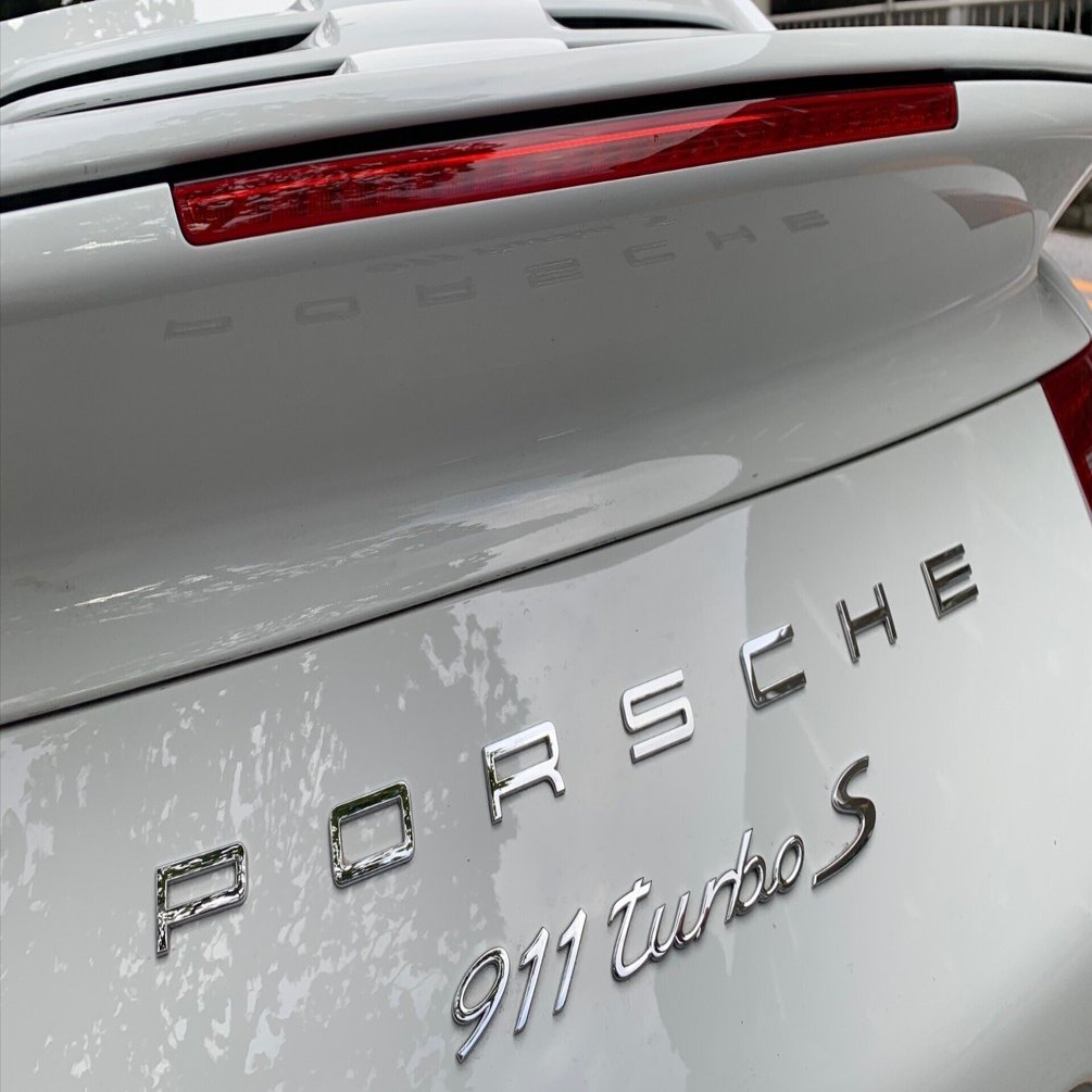 知人が買ったばかりの911ターボS｜金子浩久書店