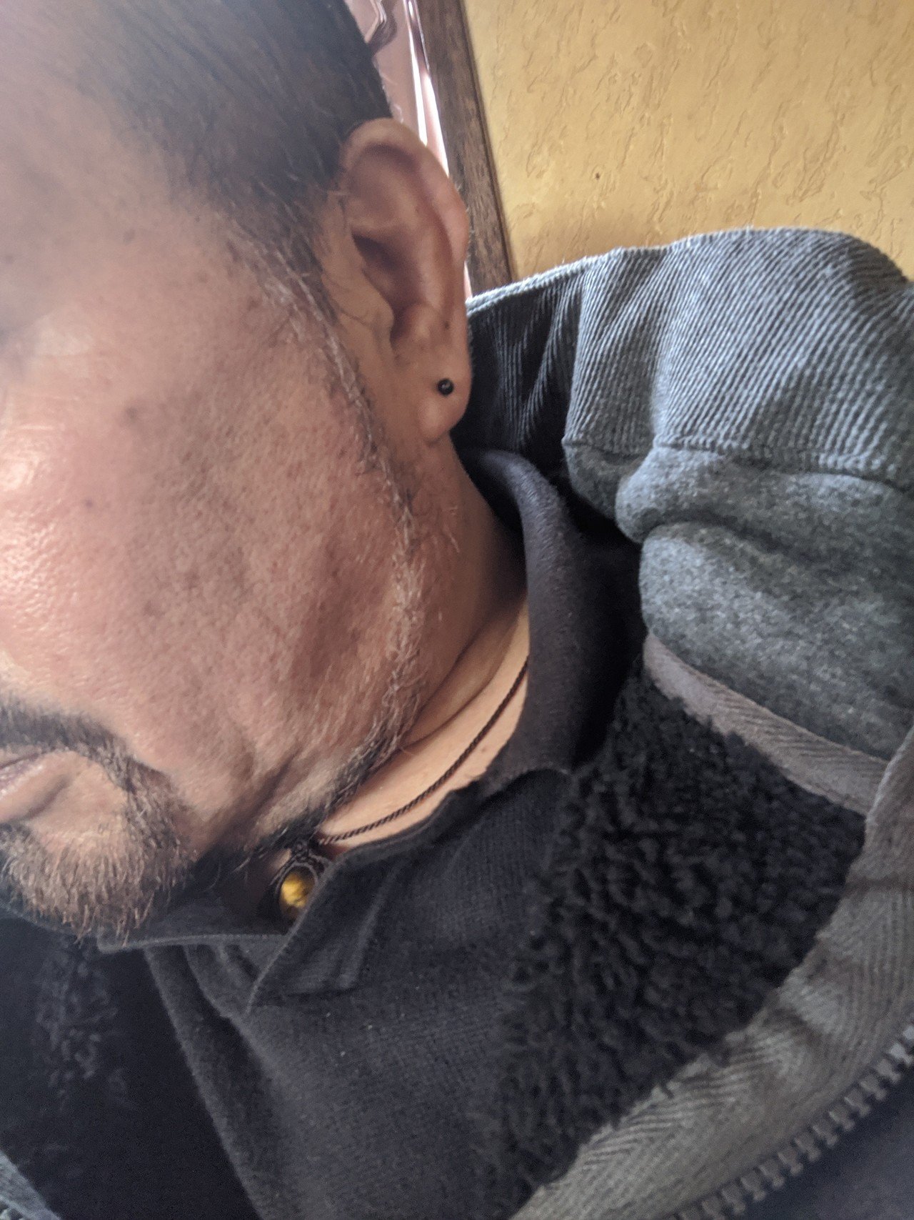 58歳初ピアス ちょいワルおやじを目指すゆき坊の方針は これをしないとほっとする というものがあったらしない 無理してやっていることをしない 楽しいこと以外続かないから 心が弾むかどうか ゆき坊 Yyy ﾄﾘﾌﾟﾙﾜｲ Note