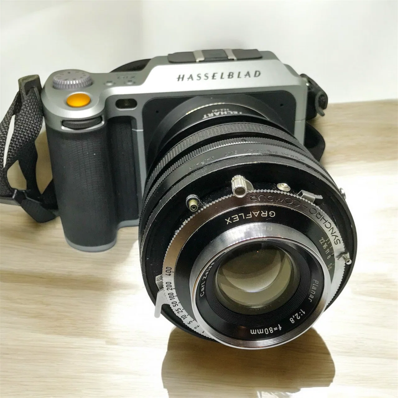 Old Lens Carl Zeiss Planar 80mm F2.8 for Graflex XL｜Yoshiki77