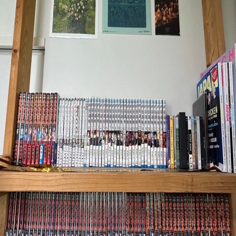 マス研員の本棚企画 vol.4】圧巻！800冊の本棚｜早稲田大学マスコミ研究会