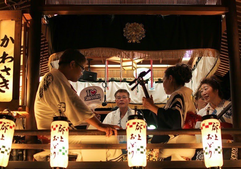 郷土芸能は変わっていくべき」郡上おどり音頭取り・吉村建治大いに語る ...