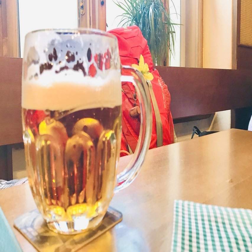 ビール お肉 それとも チェコといえば が揃うプラハの下町レストラン U Sedleru に行ってきました 旅するチキン Note