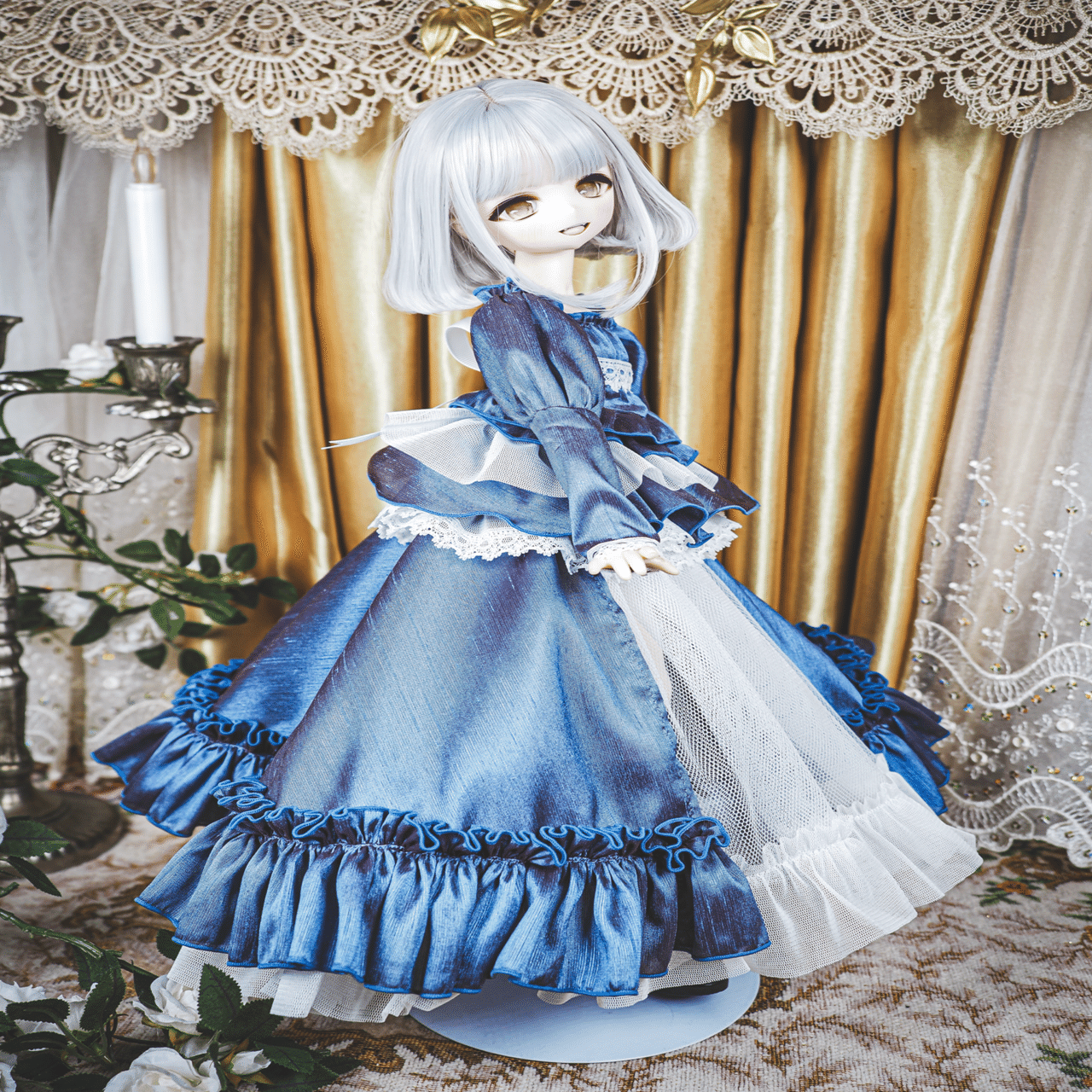 ドール 黒と水色のドレス 27cmドールドレス 黒×水色フリルのバッスルドレス - メルカリ