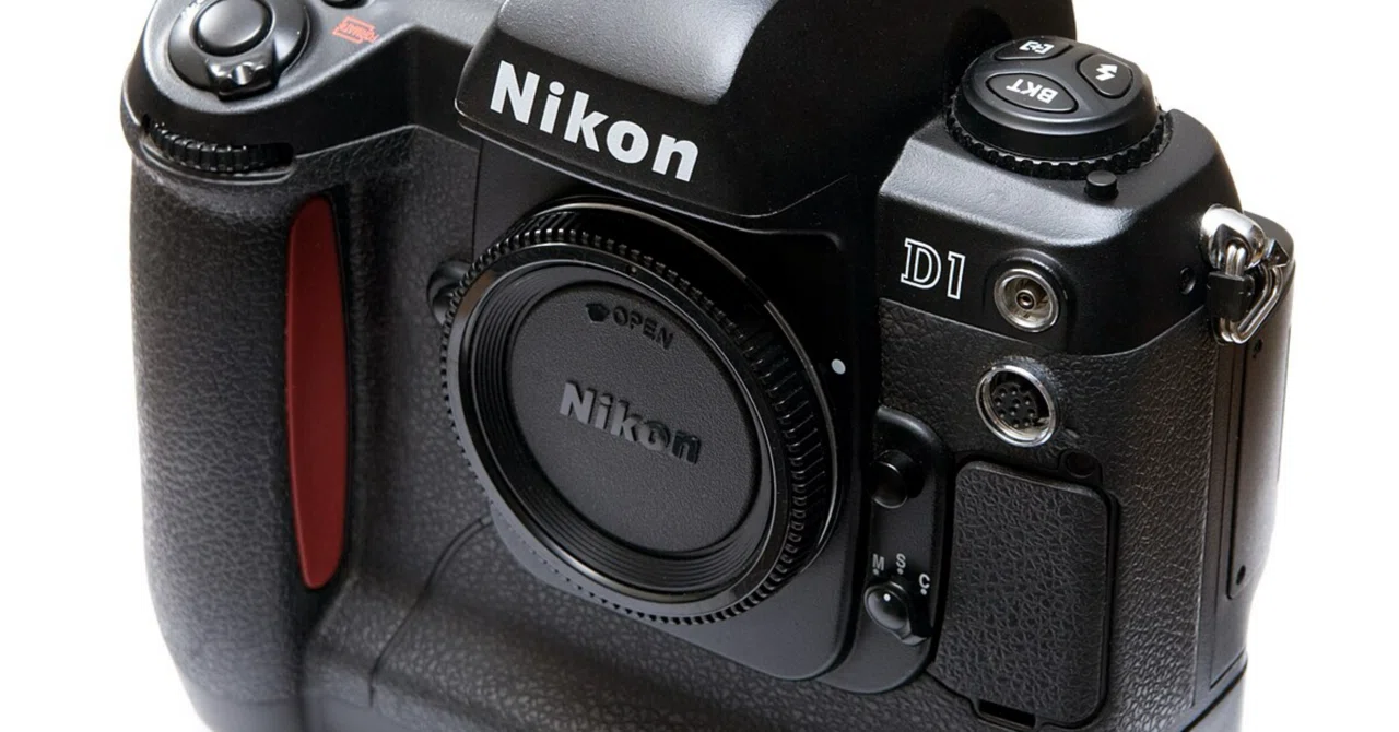 Nikon D1 デジタル一眼レフカメラ Nikon純正レンズ Nikon D1桁まとめ｜サラダ