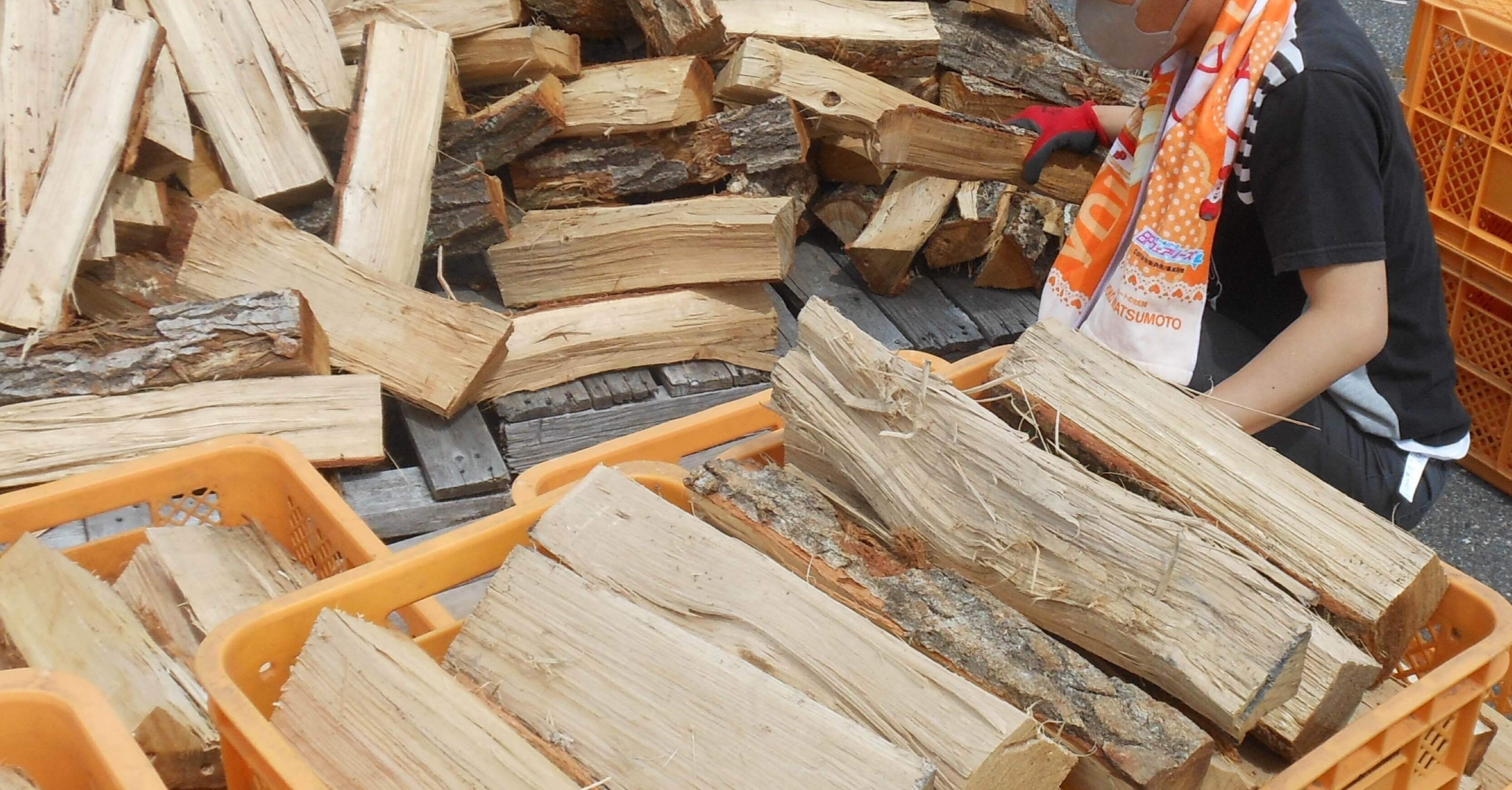 働く」を支える①薪づくり(後編) 変わったこと、変わらないこと｜この