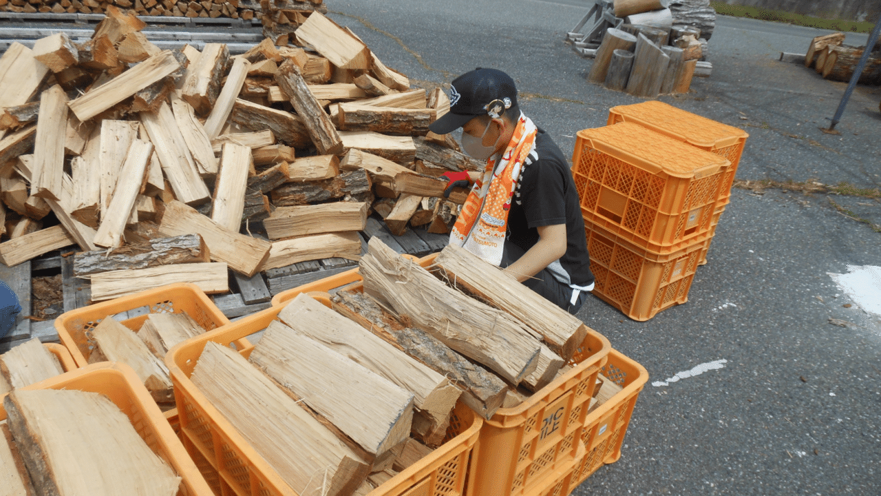 働く」を支える①薪づくり(後編) 変わったこと、変わらないこと｜この