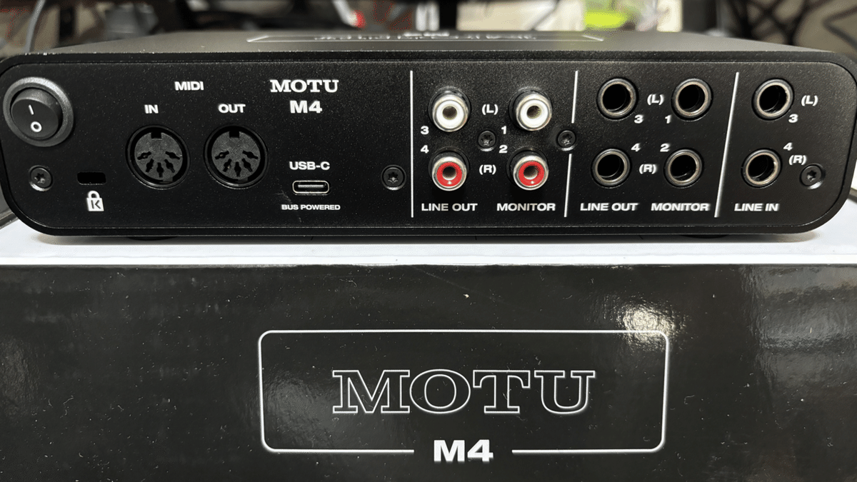 MOTU M4 （値下げ購入者決定済み MOTU M4 （値下げ購入者決定済み（MOTU M4 弱め （値下げ購入者