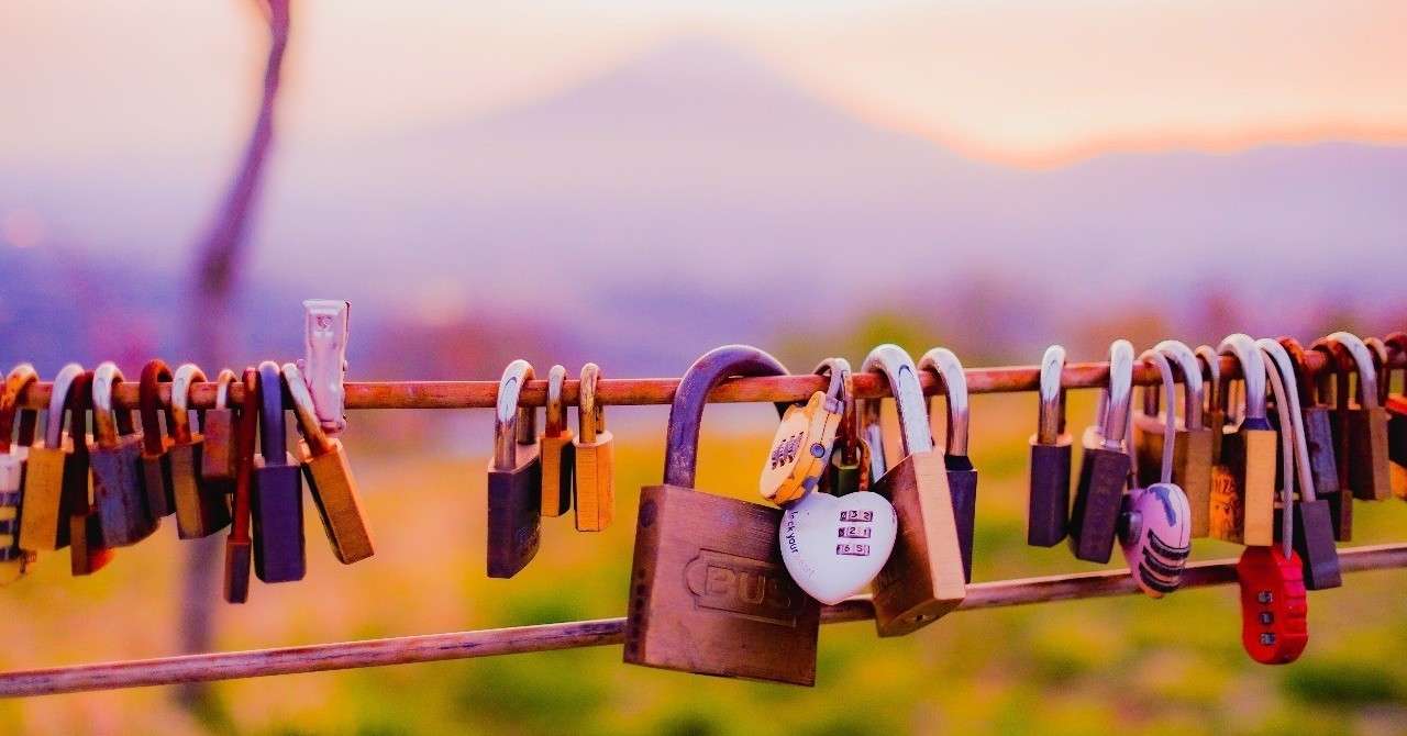 友達の約束を守らなきゃ それだけが僕の死ねない理由 新恒 杏子 Note