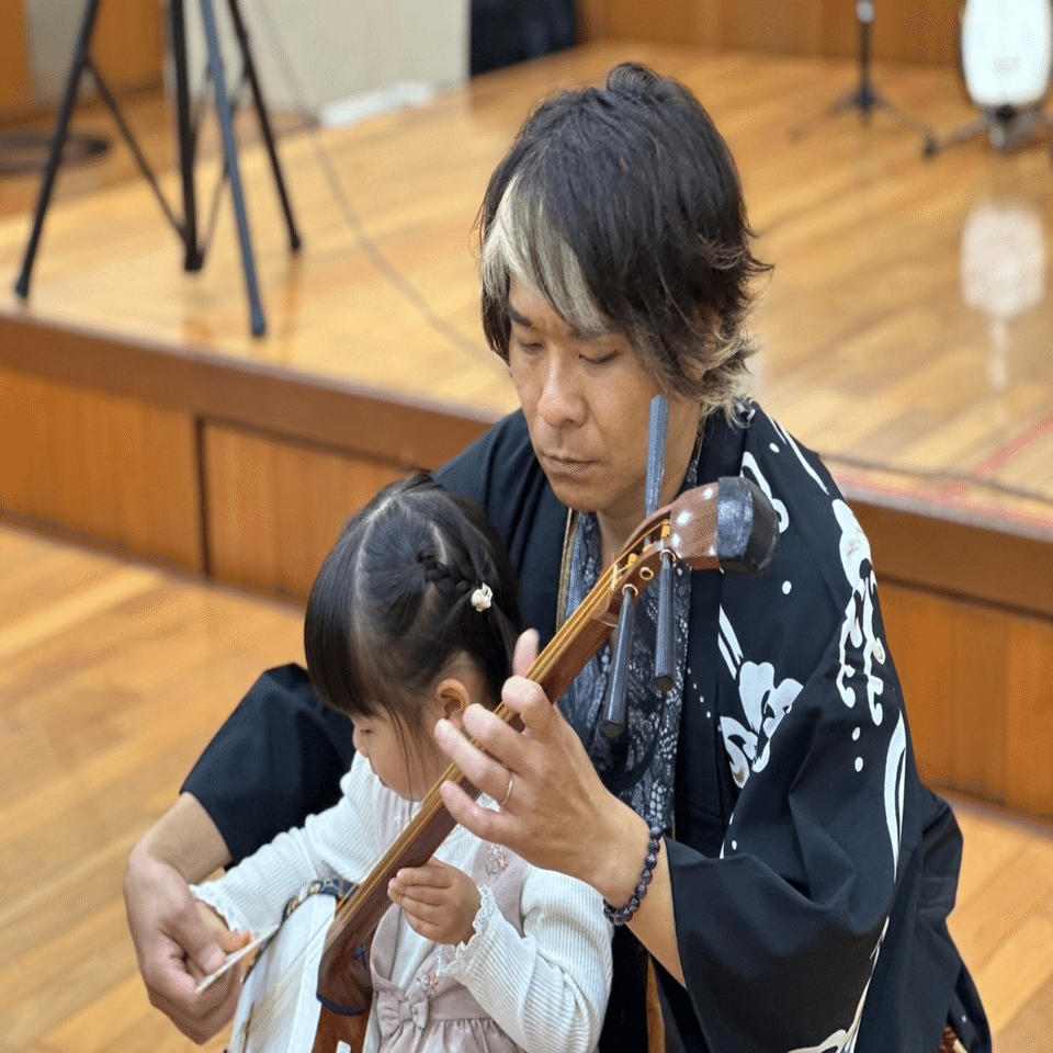 幼児に響け！和楽器三味線♪｜KUNIAKI（三味線のくにちゃん）