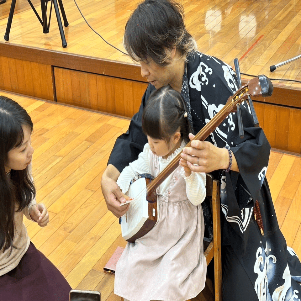 幼児に響け！和楽器三味線♪｜KUNIAKI（三味線のくにちゃん）