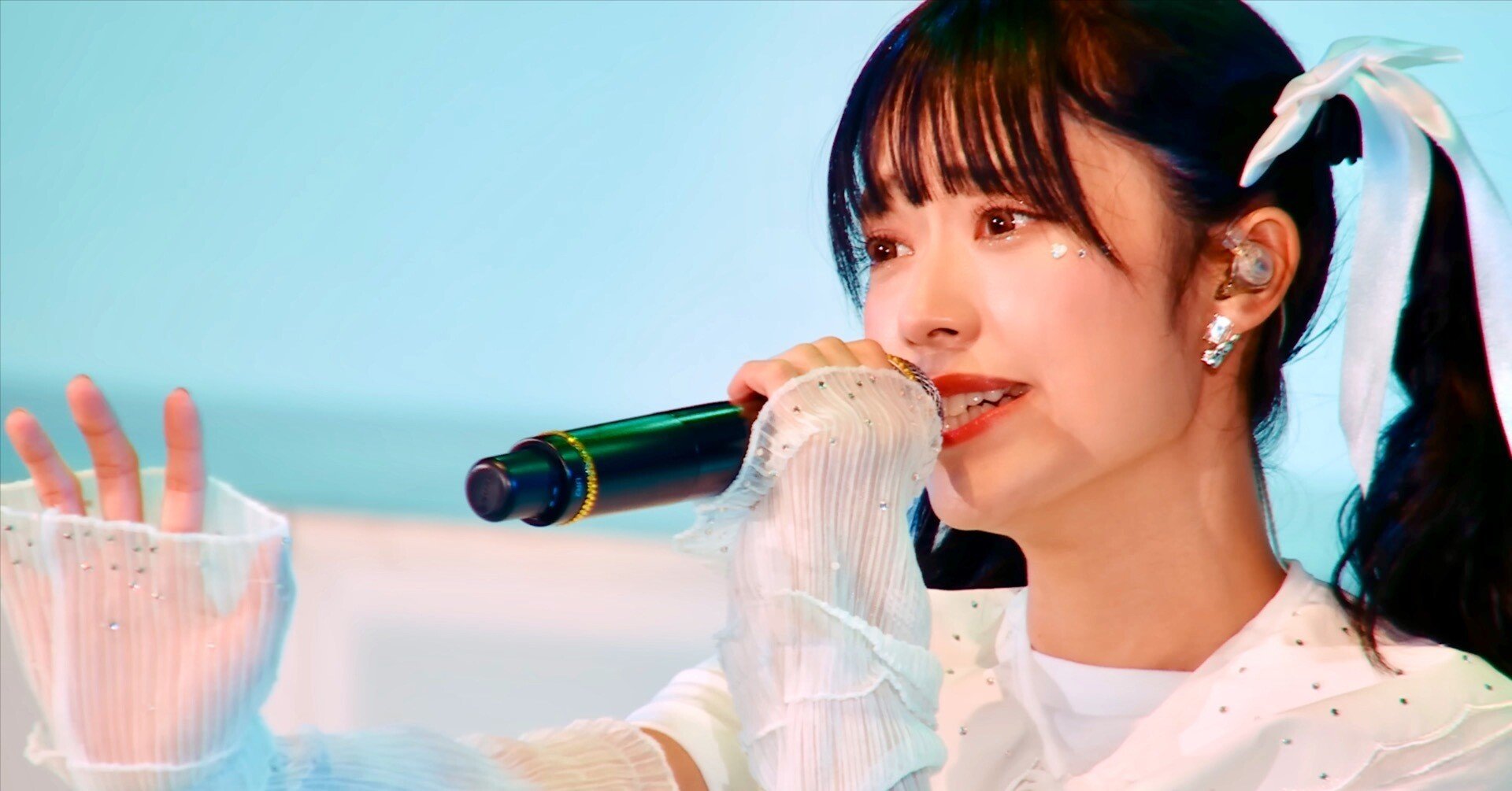 Break out of your bubble』 - Little Glee Monster 10th