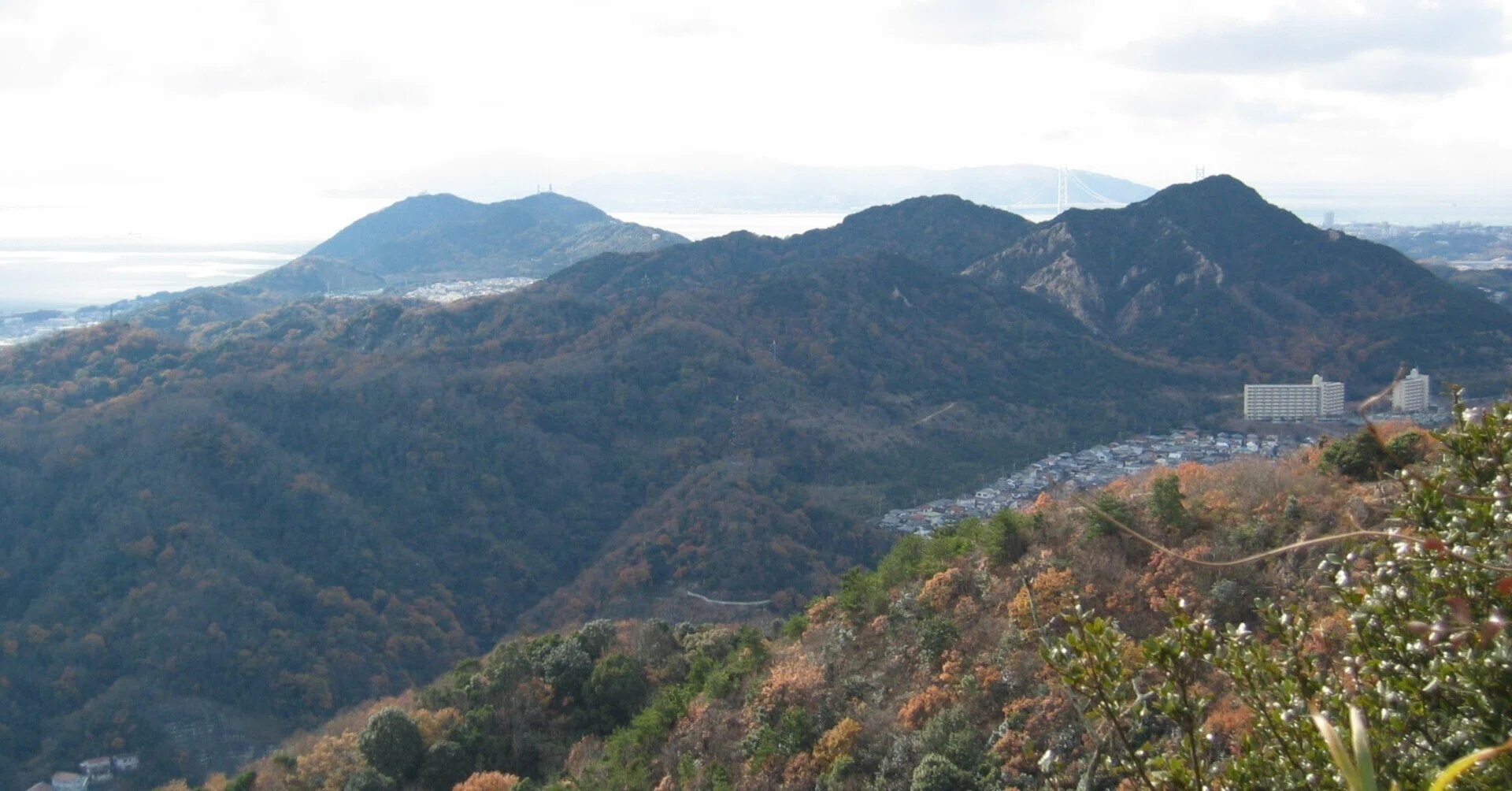 高取山」(329m) ～六甲の「孤高の人」冒頭の山～｜Kagirohi