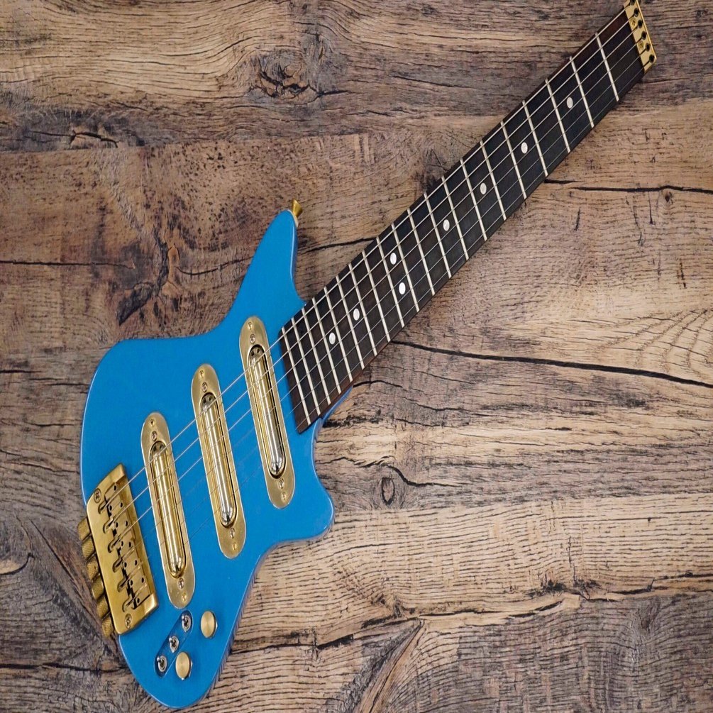 Lap Axe エレキギター ミニギター 超小型ハイエンドトラベルギター、Lap Axeが復活！｜Lep International