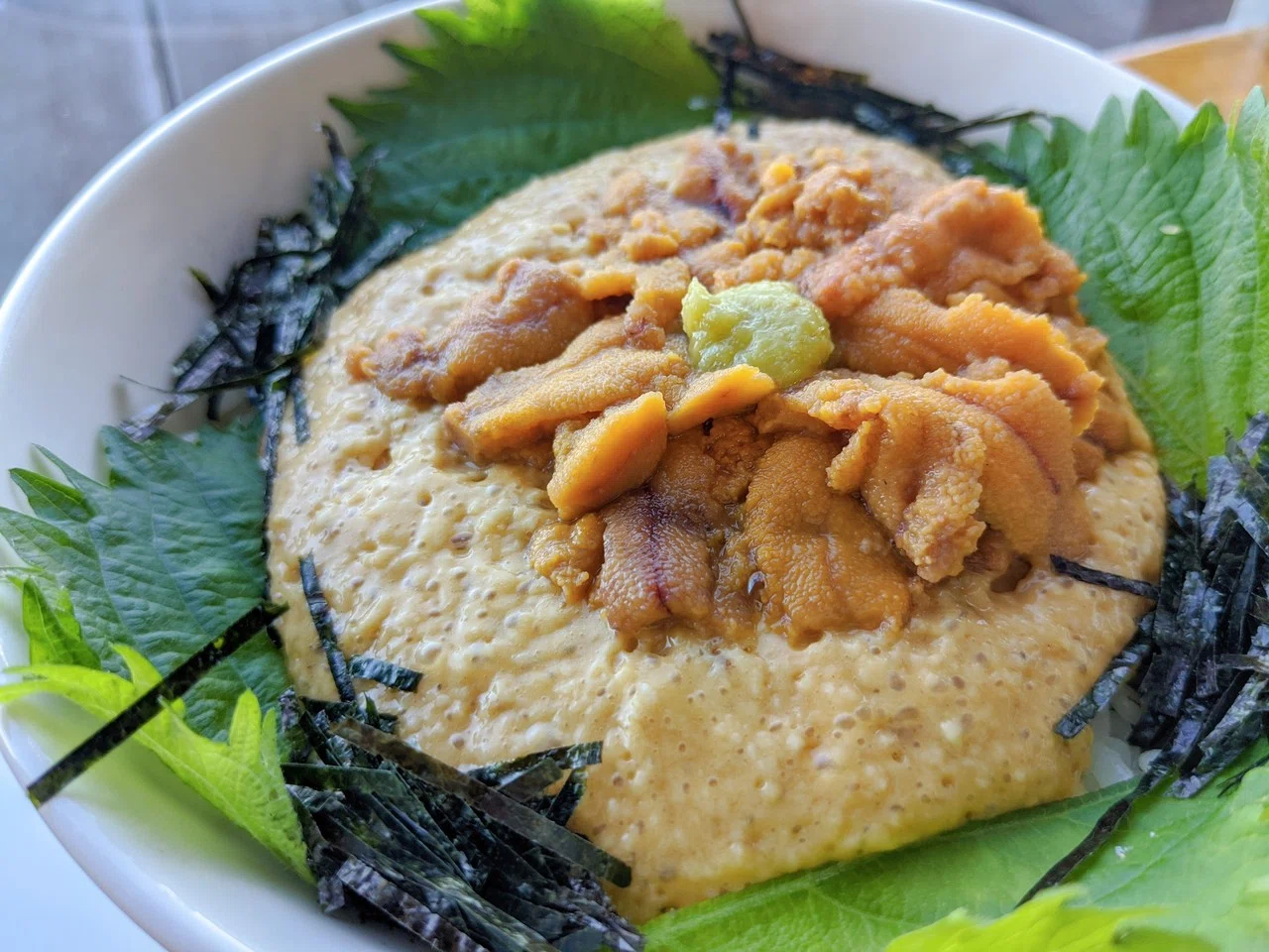 絶景と美味などんぶりを堪能！自然薯処 麦とろ童子 / 熱海 静岡｜横田
