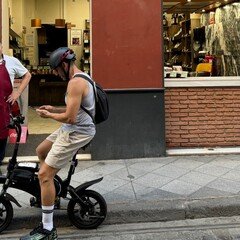 古賀及子　おまえら、まだ生きていたのか 古賀及子の日記文学 デビュー作『ちょっと踊ったりすぐにかけだす