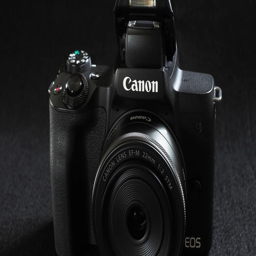 デジタルカメラ Canon EOS kiss M EOS Kiss M - キヤノンカメラ