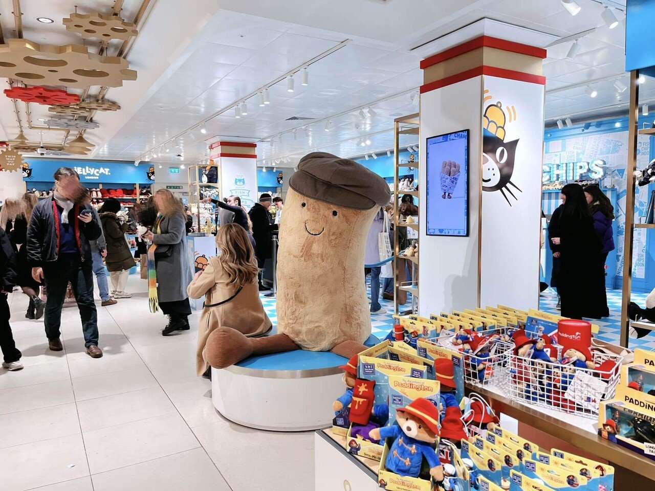 ジェリーキャットの故郷・ロンドンで爆買い！｜ハチ