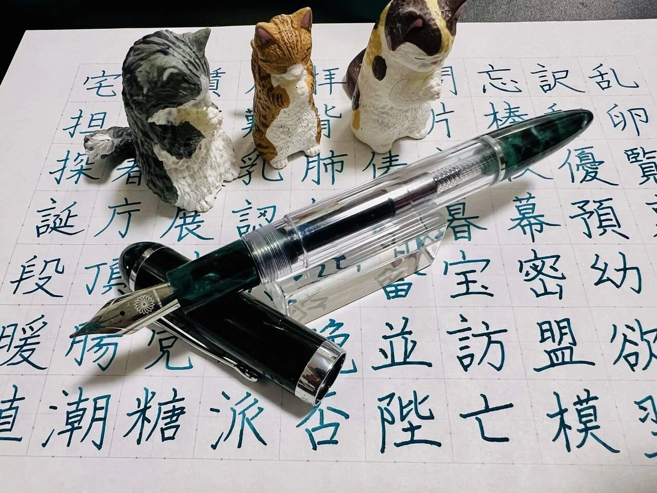 小学生の漢字6周目 ワンチャー🇯🇵クリスタル万年筆 エメラルドで美