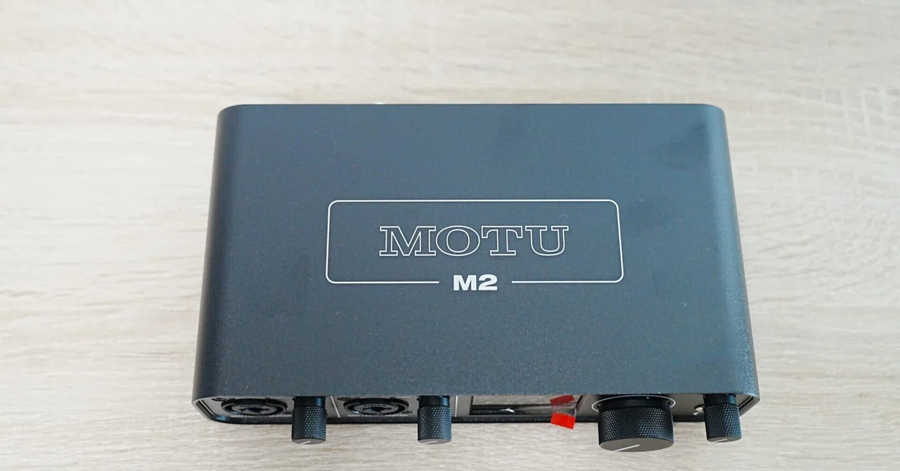 MOTU M2 使用時間短い美品 MOTU M2 使用時間短い美品 MOTU M2 使用時間短い美品 MOTU M2 使用時間短い美品