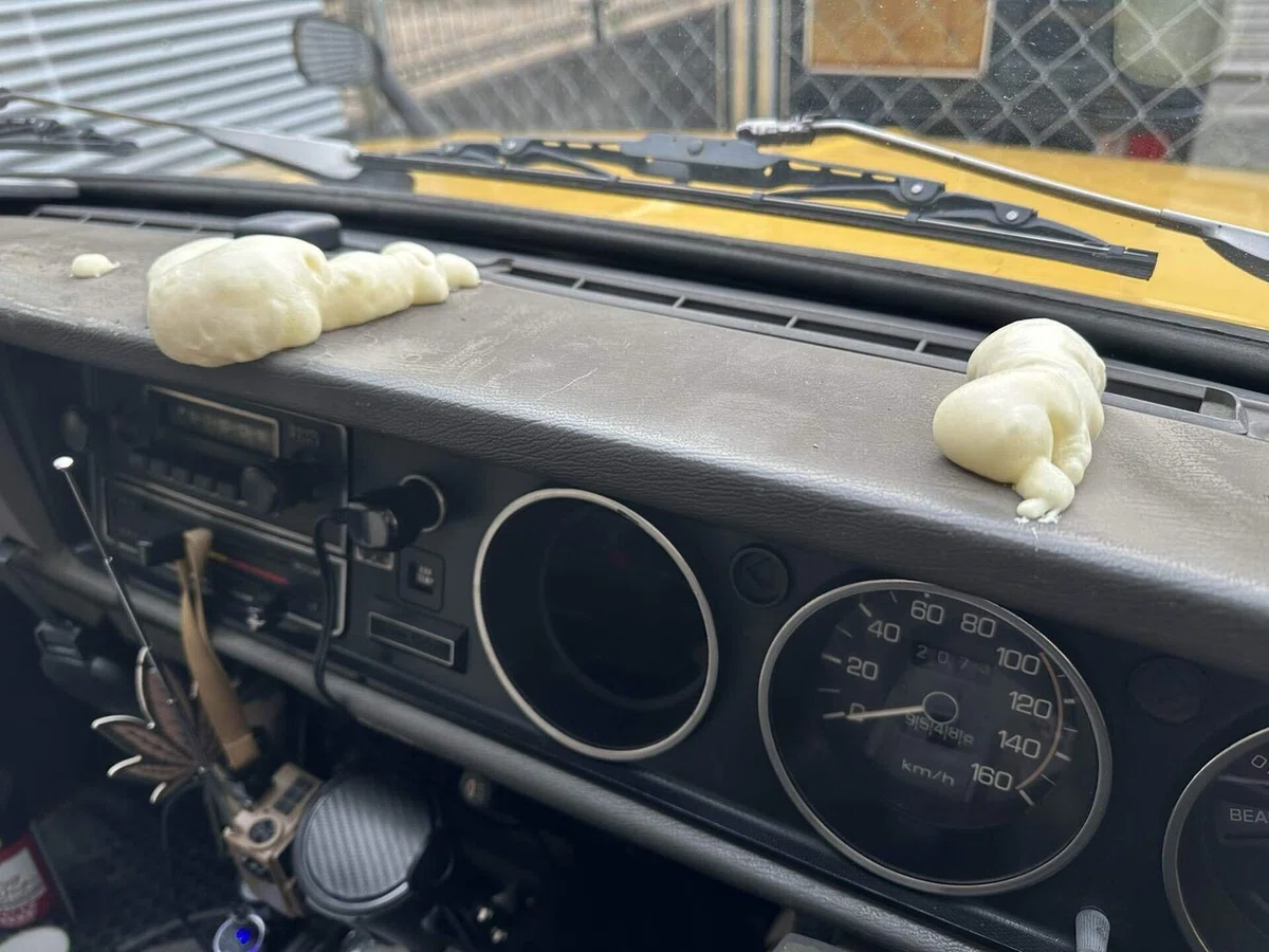 b110サニー後期型ダッシュボードレストア用に。 紅