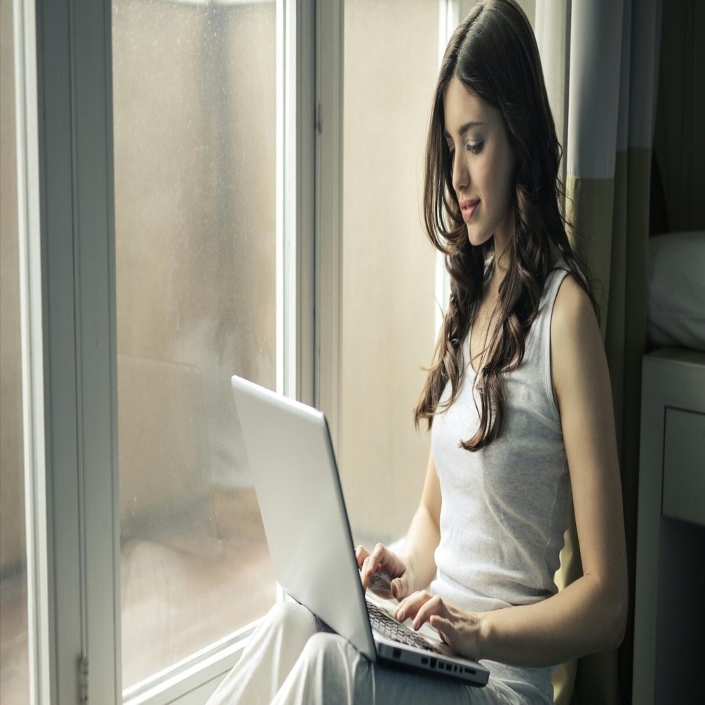 AIを活用した副業で月額4,500ドル（約45万円）を稼ぐ方法｜Webクラフトマン｜ひとりビジネスをAIで最適化する