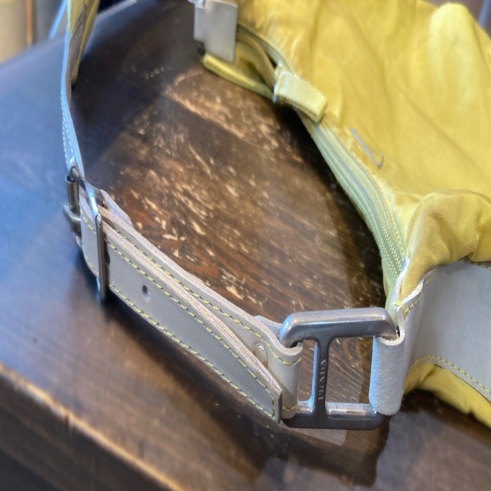 ショルダーストラップ修理/カスタム】PRADA/プラダショルダーバッグ