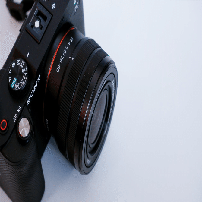 カメラの話】α6400のレンズは軽くて小さいのが私の正義だと思えた