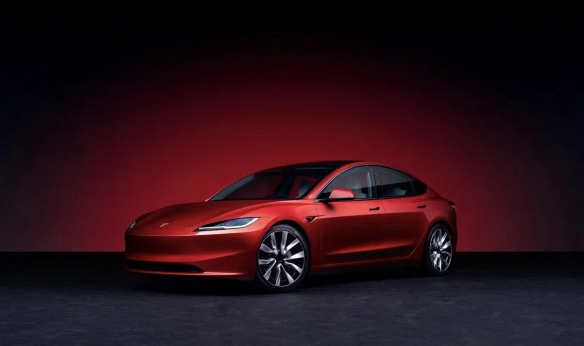 Tesla Model3】年式別の航続距離やスペック、デザインの比較｜SHIN