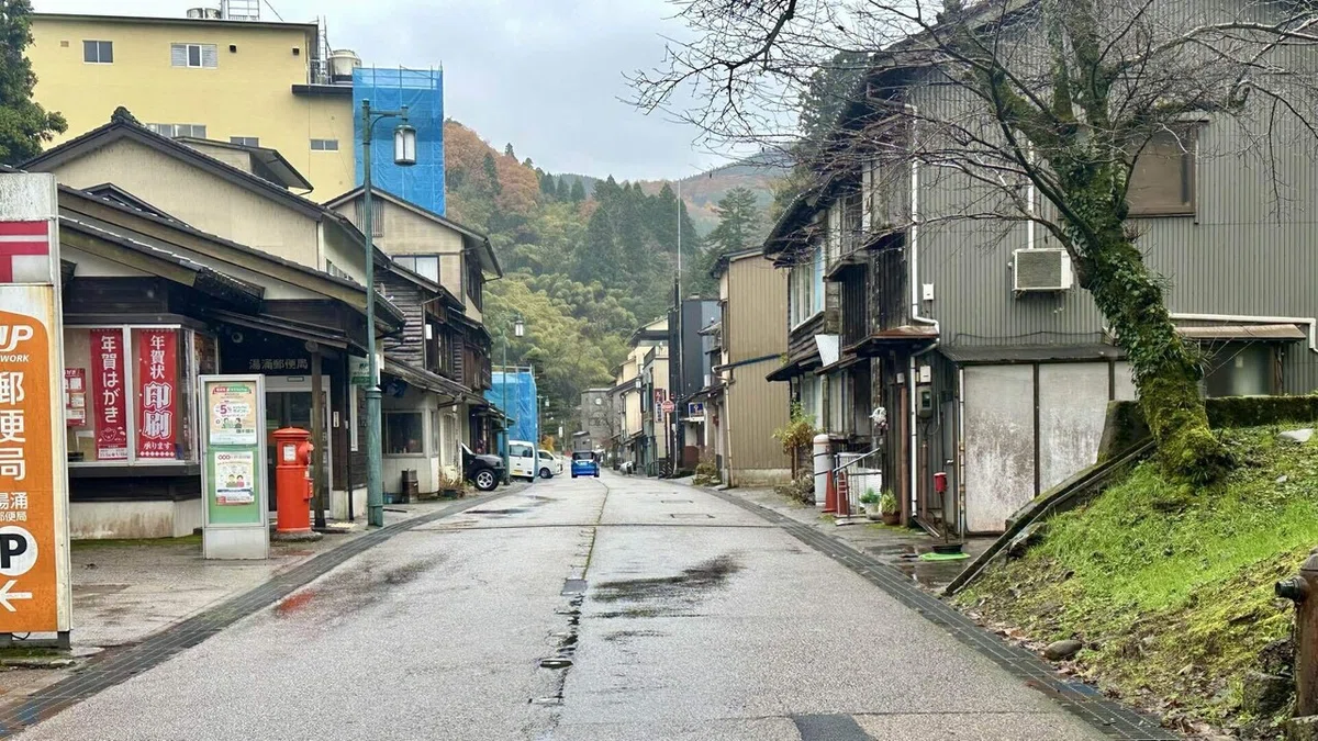 前半クールOPのカット