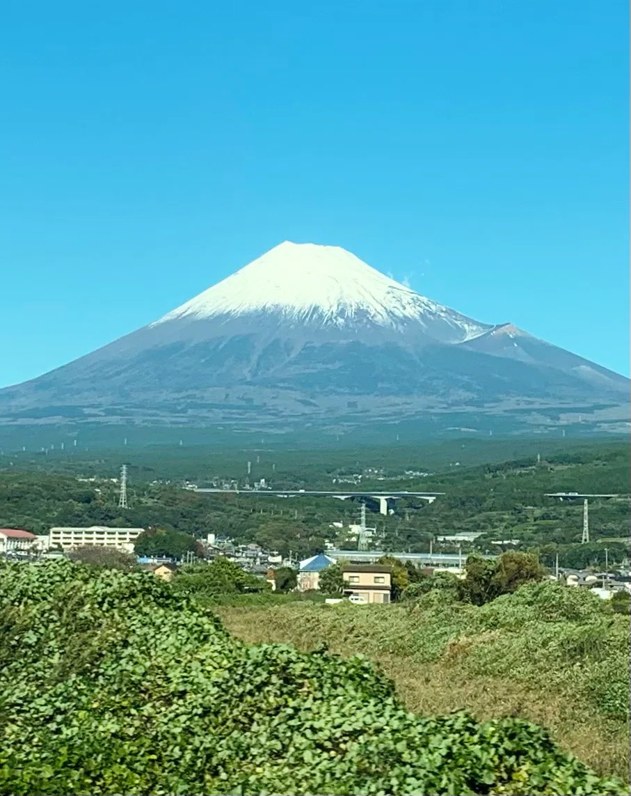 富士山 富士山を撮るベストポジション♫この白いアーチ、橋じゃなかったんです