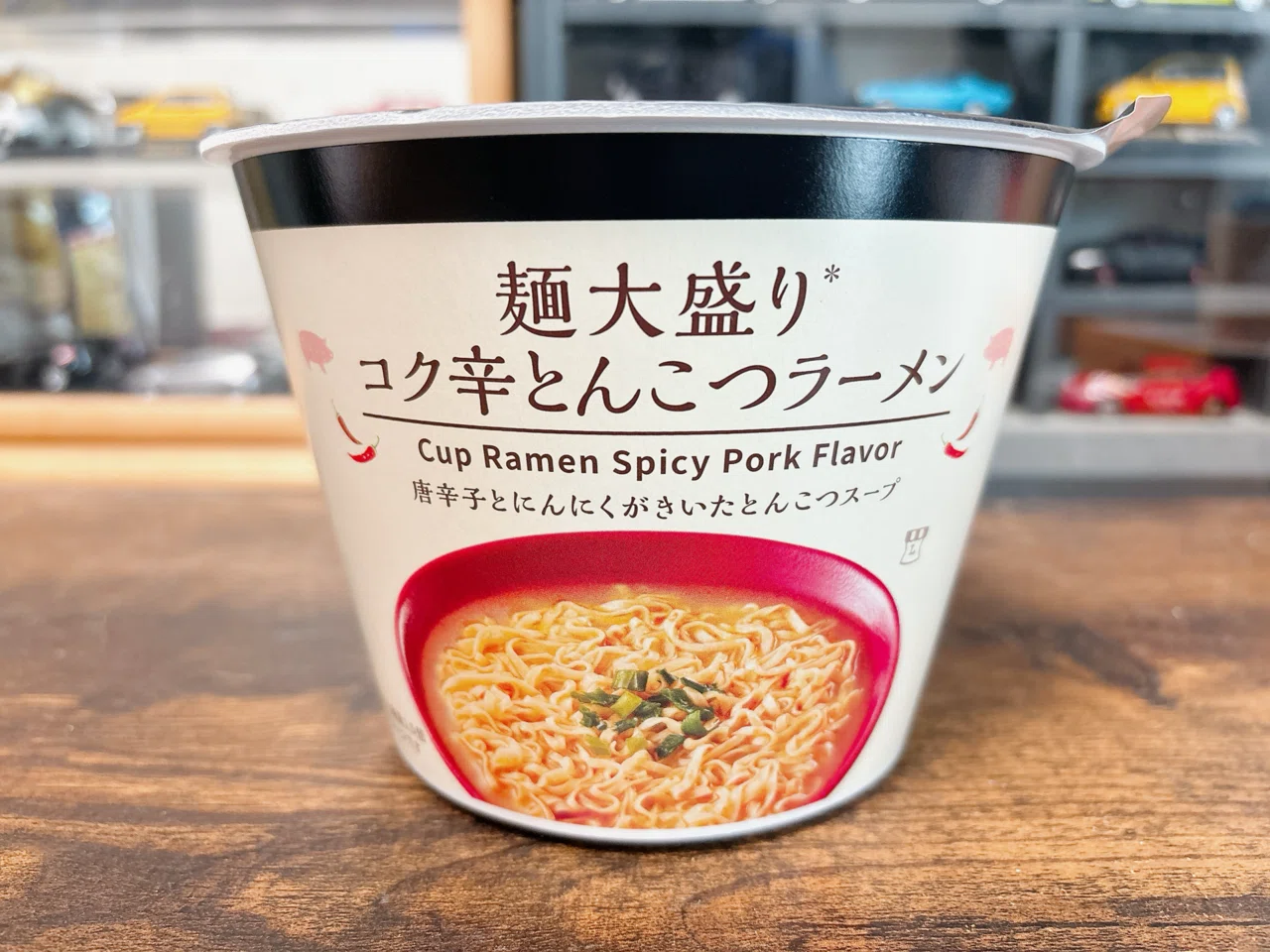 カップ麺格付け#402 麺大盛り コク辛とんこつラーメン (ローソン)｜イケ麺