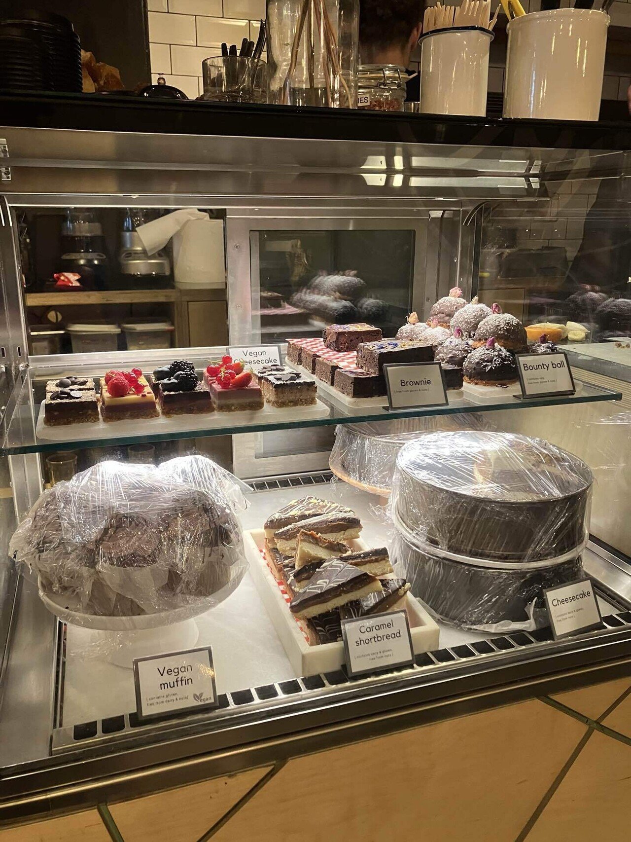 オランダ“ソロ旅”】フェルメールの故郷・デルフトおすすめグルメ