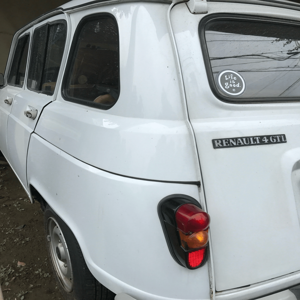 クセの強いフレンチ・デザイン🇫🇷クルマとロードバイクの話