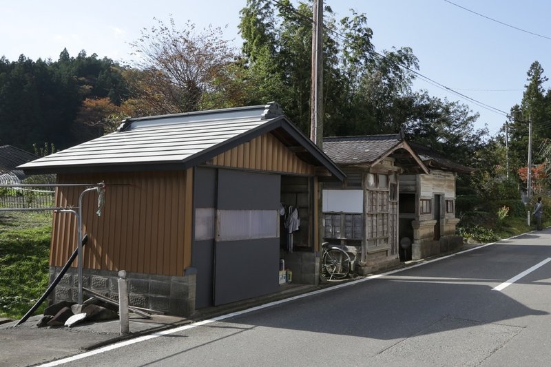 小屋に出会う4 小屋の装飾について 遠藤 宏 Photographer Note