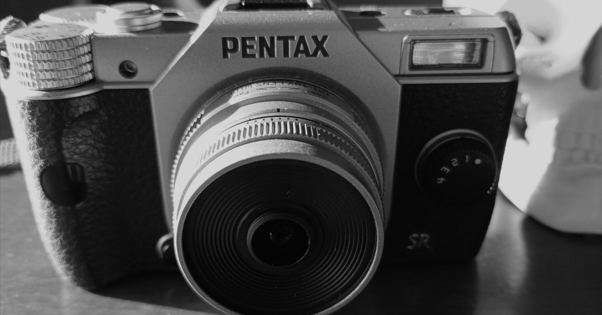 PENTAX Q7に 04 TOY LENS WIDEを装着して散歩｜冬 佳彰