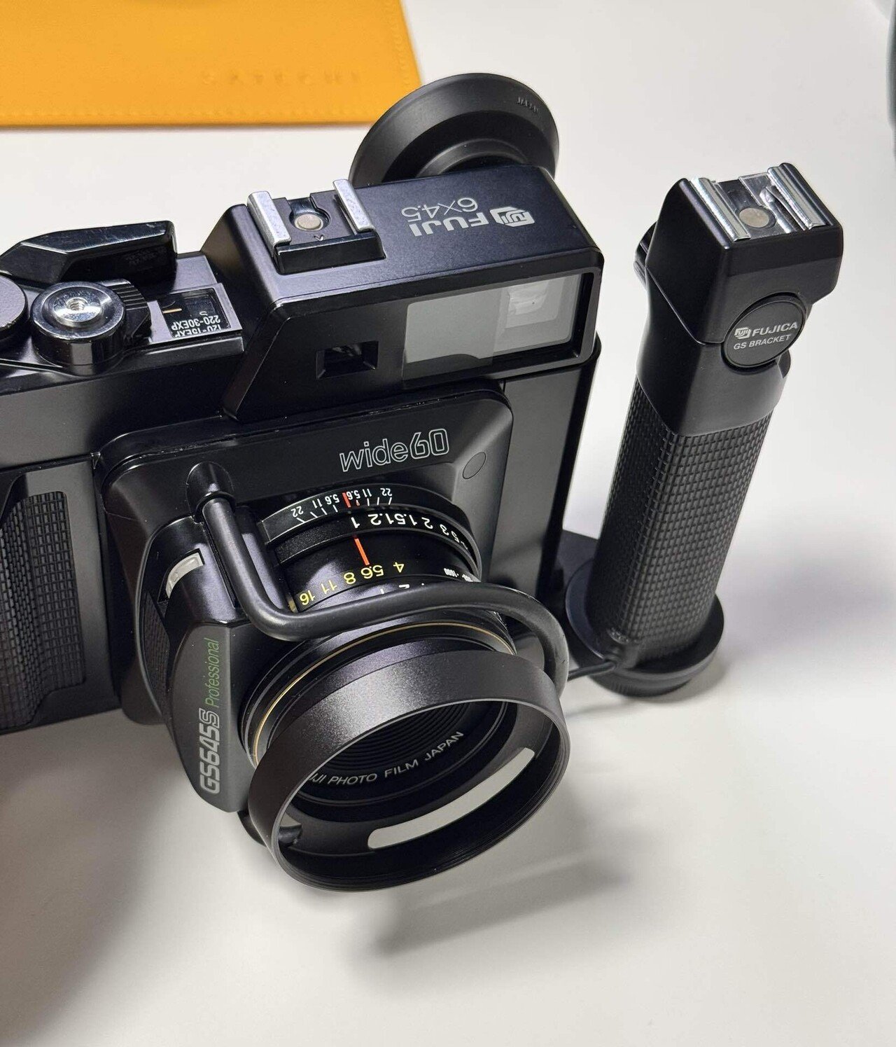 FUJI GS645S Professionalについて色々(作例あり)|よろ FUJI GS645S Professionalについて色々(作例あり)|よろ