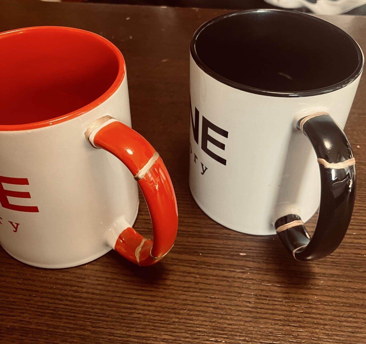 志野織部 徳利 金継ぎ 盃、徳利の金継ぎ等のお直し事例 - 金継ぎ工房 八木