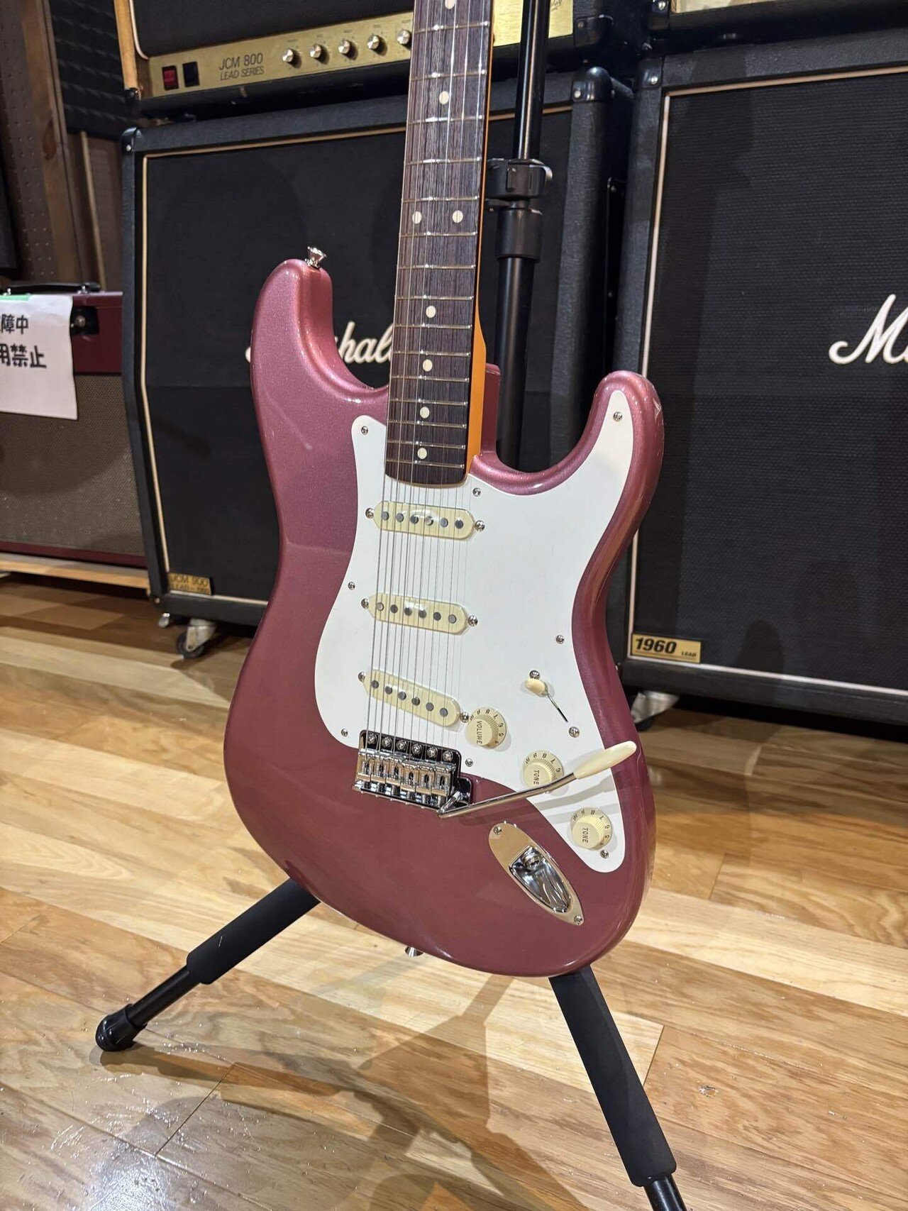 ytaka 様　Squier Stratocaster バーガンディミスト ytaka 様 Squier Stratocaster バーガンディミスト Fender