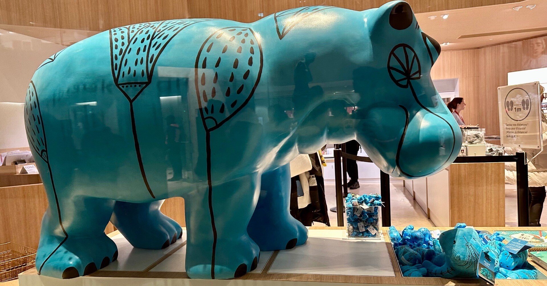 ☆ルーブル美術館☆ 青いカバ　置き物 LOUVRE】ルーブル美術館 青いカバ エジプト古代埋蔵品 樹脂製 LOUVRE