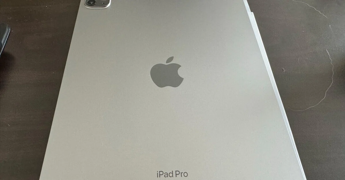 iPad Pro 11インチ 第4世代 Wi-Fiモデル 128GB おまけ付断捨離！！
